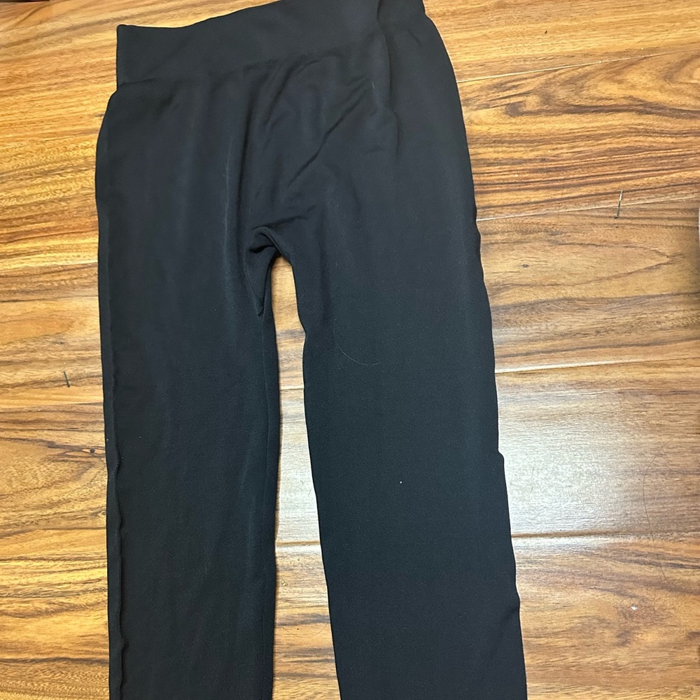 black leggings
